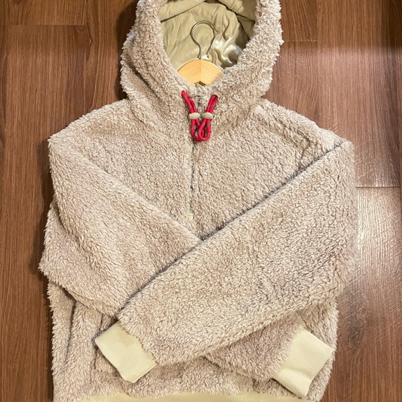 Lululemon Oh So Sherpa Sweater - Picture 2 of 4